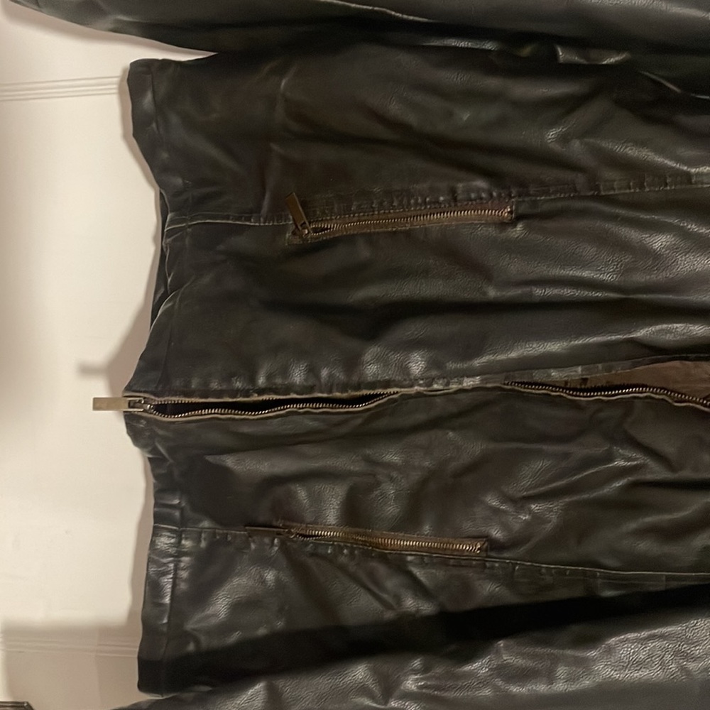 Leather Jacket - Picture 3 of 5